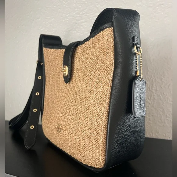 ✨ NWOT - Coach Hadley Convertible Crossbody Bag ✨ - Picture 5 of 11